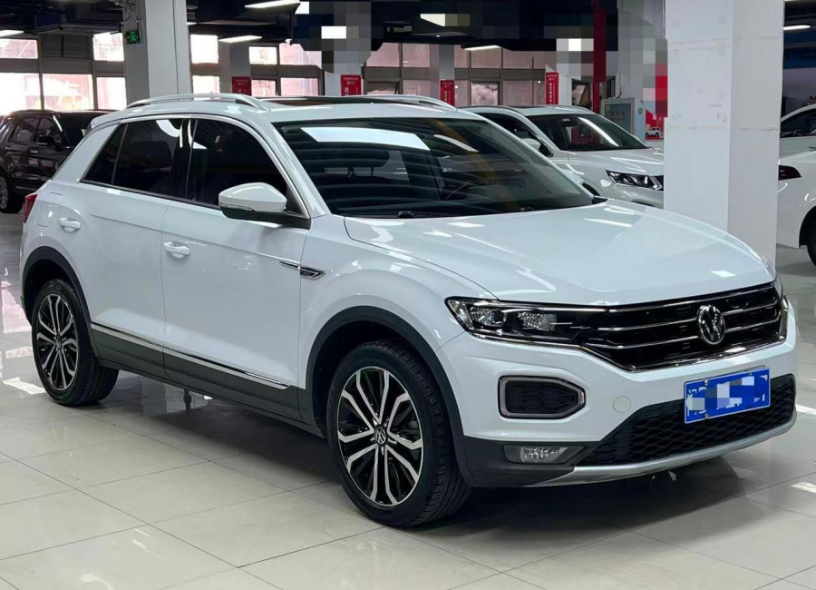 Volkswagen T-Roc, 2021, 2021г, 2 340 000 ₽