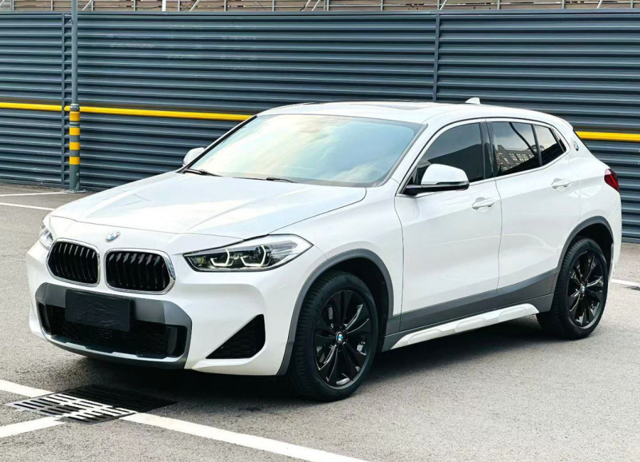 BMW X2, 2021, 2021г, 2 300 000 ₽