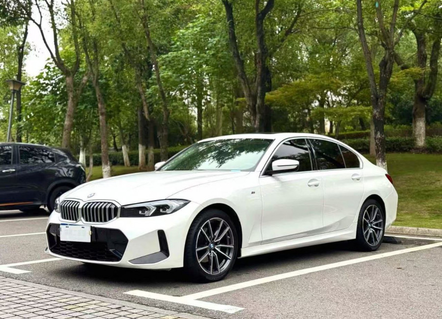 BMW 320i, 2022, 2022г, 3 270 000 ₽