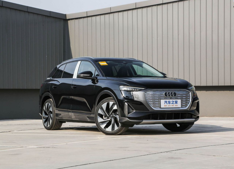 Audi Q5 50 e-tron, 2024, 2024г, 4 790 000 ₽